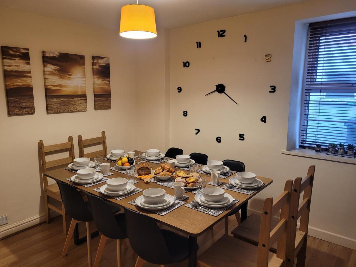 Large 5 Bed Town-Centre Home Close To The Beach, Sleeps 9 Aberystwyth Exterior foto